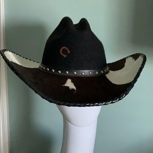 Beautiful western hat.
